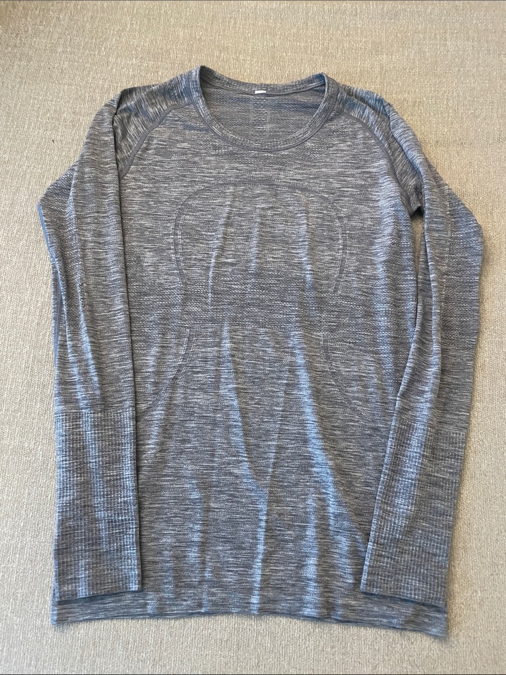 lululemon athletica Heathered Gray Long-Sleeve Crew